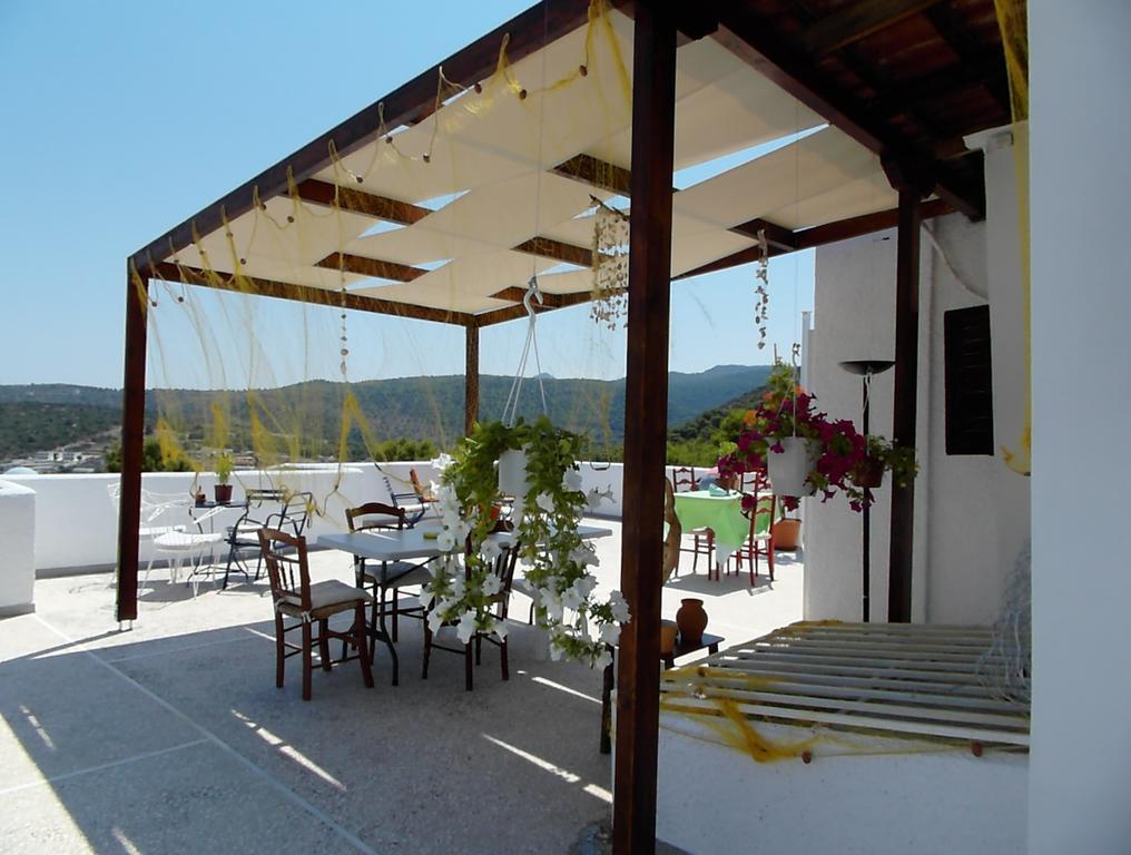 Eri Studios Agia Marina  Екстериор снимка